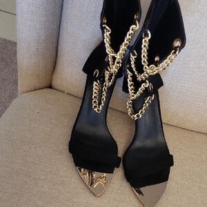 AKIRA Black and Gold Chain Heels